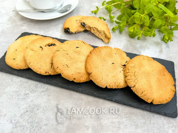 Фото блюда: Печенье из овсяной муки с изюмом