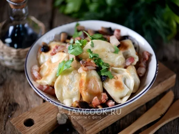 Фото блюда: Жареные вареники с картошкой