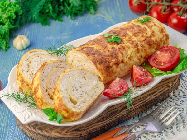 Фото блюда: Кабачковый рулет с фаршем в духовке