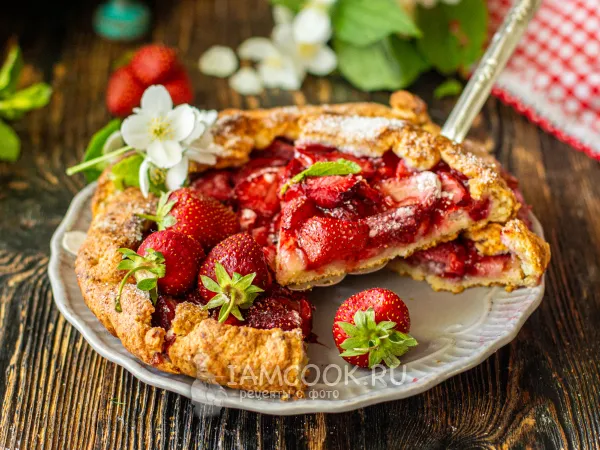 Фото блюда: Творожная галета с клубникой