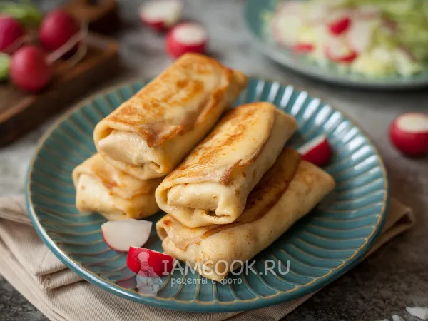 Фото блюда: Блины с мясом и картошкой