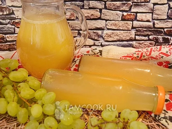 Фото блюда: Виноградный сок на зиму через соковыжималку