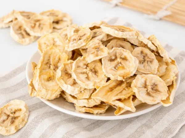 Фото блюда: Банановые чипсы в сушилке для фруктов