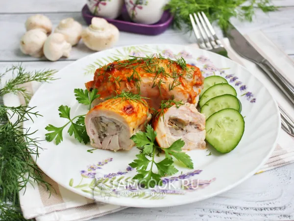 Фото блюда: Рулетики из куриных бедер с грибами
