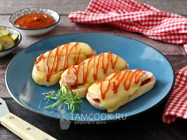 Фото блюда: Горячие бутерброды с кетчупом в духовке