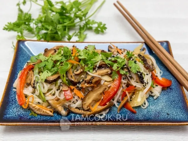 Фото блюда: Фунчоза с грибами шиитаке