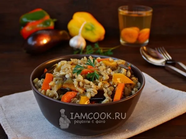 Фото блюда: Перловая каша с овощами в мультиварке