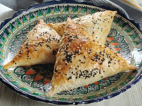 Фото блюда: Самса из лепешки роти