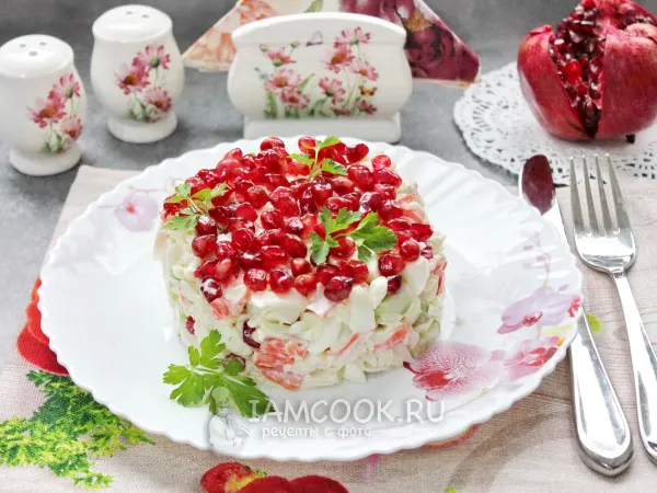 Фото блюда: Салат с гранатом и крабовыми палочками