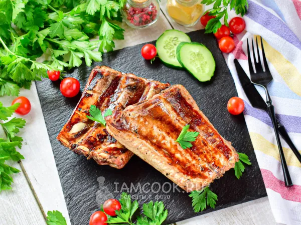 Фото блюда: Свиные ребра в фольге на мангале