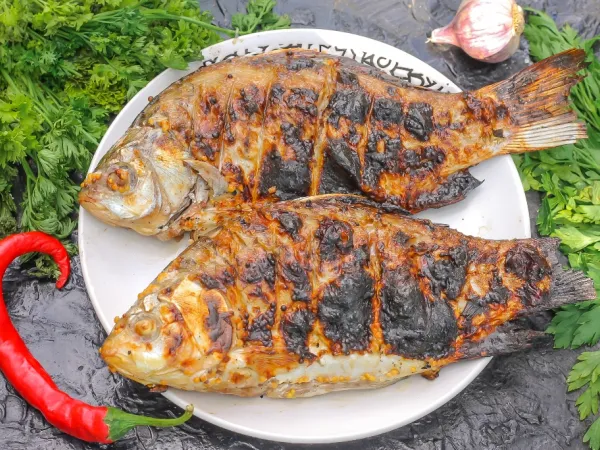 Фото блюда: Карась на мангале на решетке