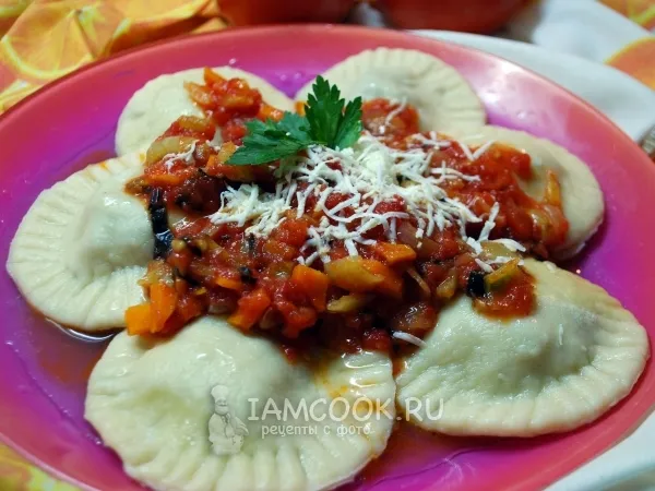 Фото блюда: Мясные Равиоли с томатным соусом