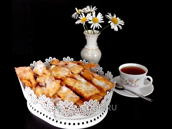 Фото блюда: Хворост на желтках