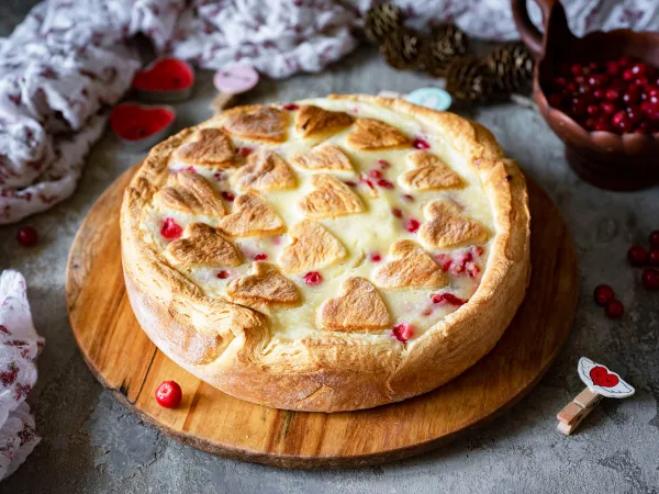 Фото блюда: Пирог из слоеного теста с брусникой