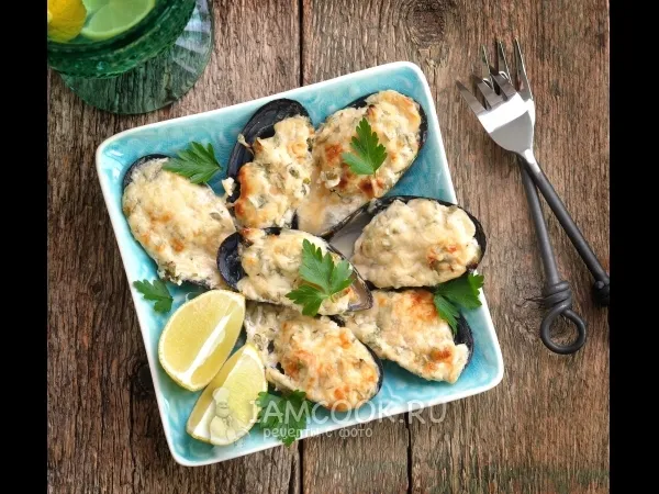 Фото блюда: Запеченные мидии в сырном соусе с чесноком