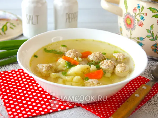 Фото блюда: Суп с цветной капустой и фрикадельками