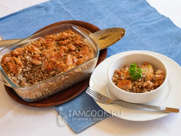 Фото блюда: Гречка с тушенкой в духовке