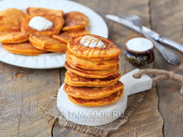 Фото блюда: Морковные оладьи с изюмом