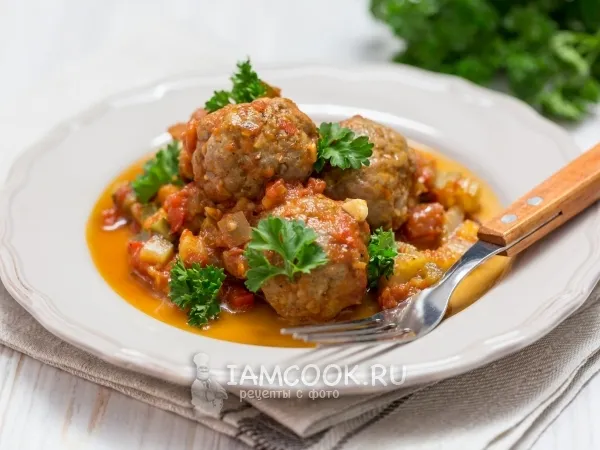 Фото блюда: Фрикадельки в томатном соусе с овощами