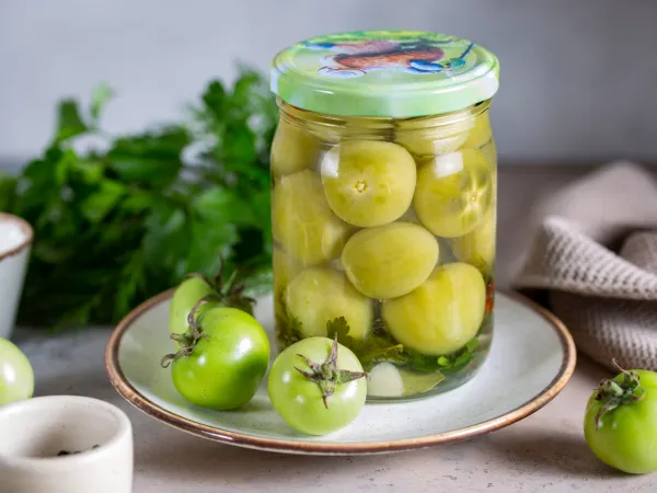 Фото блюда: Маринованные зеленые помидоры черри на зиму