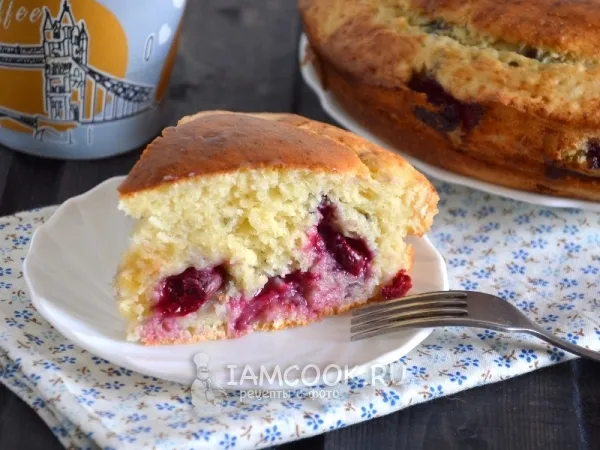 Фото блюда: Заливной пирог с вишней