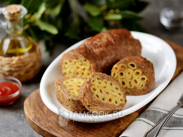 Фото блюда: Мясной рулет с макаронами
