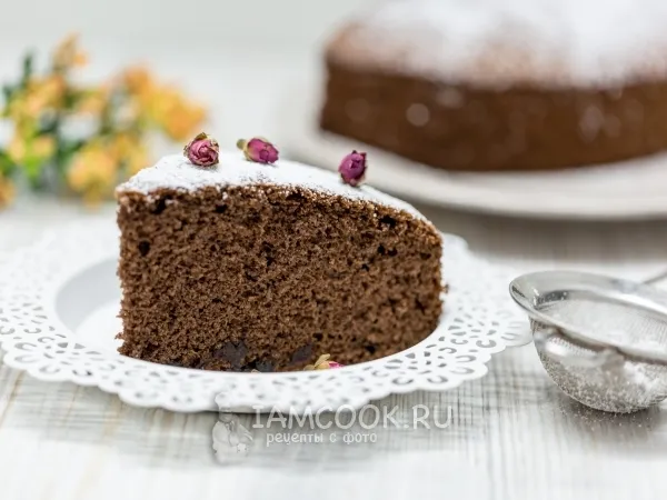 Фото блюда: Шоколадная шарлотка с вишней