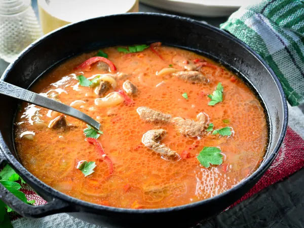 Фото блюда: Гуляш из говядины с болгарским перцем