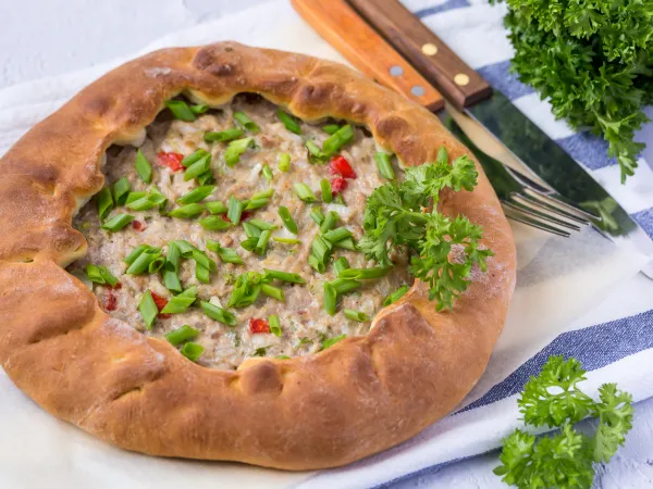 Фото блюда: Открытый мясной пирог с фаршем
