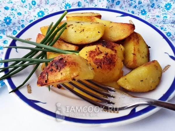 Фото блюда: Ароматный картофель с розмарином и апельсином
