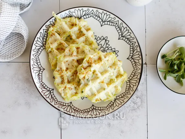 Фото блюда: Постные вафли из кабачка в вафельнице