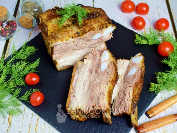 Фото блюда: Свиная грудинка на кости в духовке