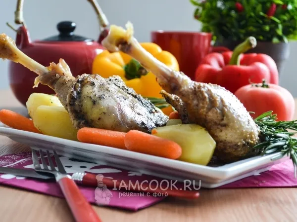 Фото блюда: Гусь кусочками с картошкой в духовке