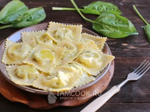 Фото блюда: Равиоли с сыром и зеленью