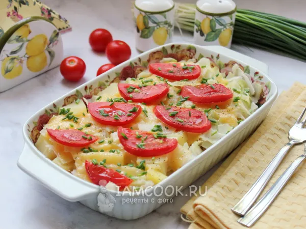 Фото блюда: Картошка с капустой в духовке