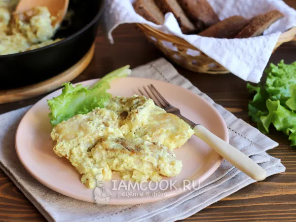 Фото блюда: Судак в сметане на сковороде