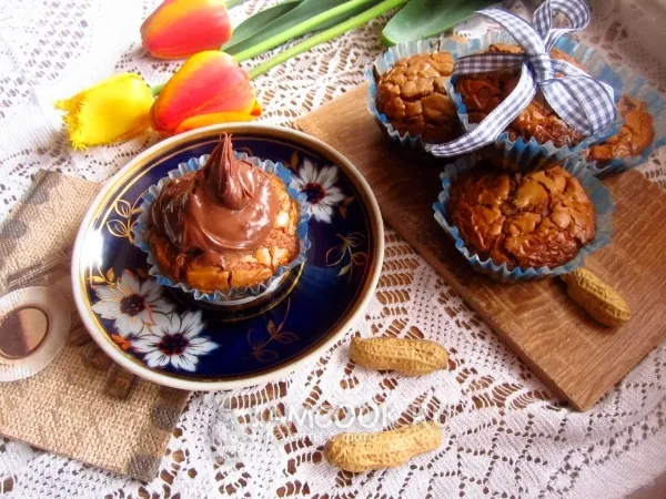 Фото блюда: Кекс на нутелле с овсяными хлопьями и сухофруктами