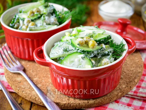 Фото блюда: Салат с огурцом и горошком