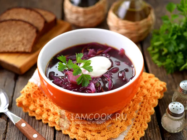 Фото блюда: Щи из красной капусты
