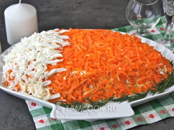 Фото блюда: Салат «Лисья шубка» с курицей