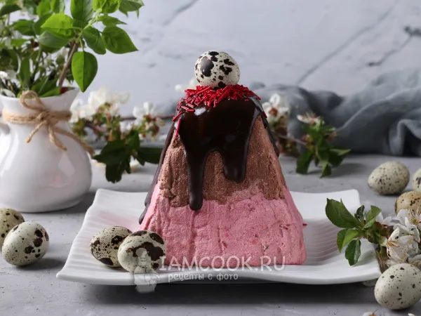 Фото блюда: Творожная пасха с вишней и шоколадом