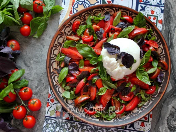 Фото блюда: Капрезе с бурратой