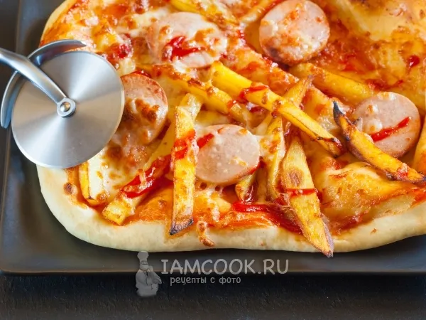 Фото блюда: Пицца с картошкой и колбасой