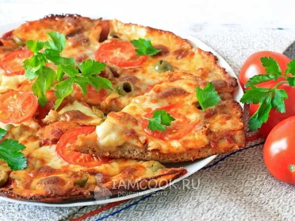 Фото блюда: Пицца на ржаном тесте с жареной курицей