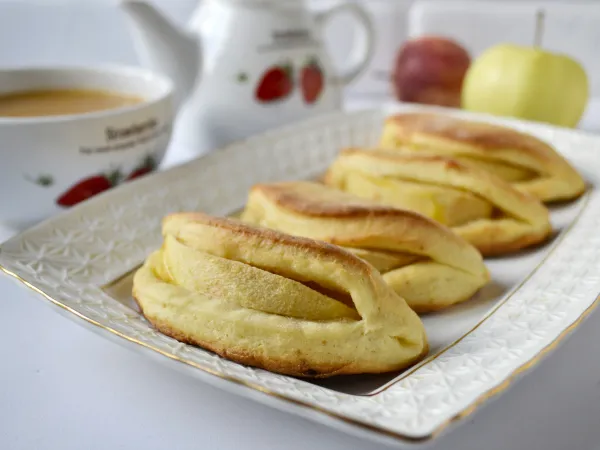 Фото блюда: Сочни с яблоками