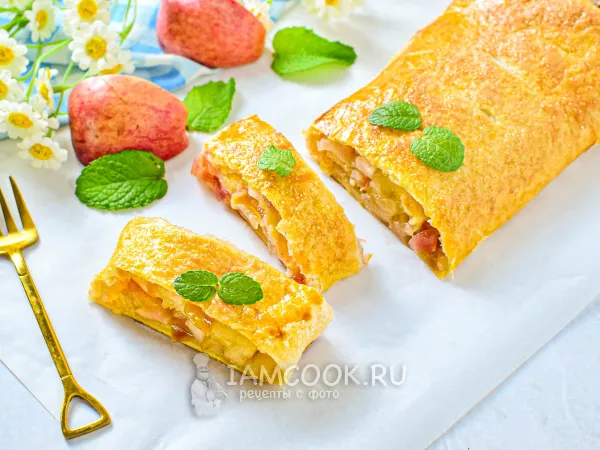 Фото блюда: Штрудель из слоеного теста с карамелизированными яблоками