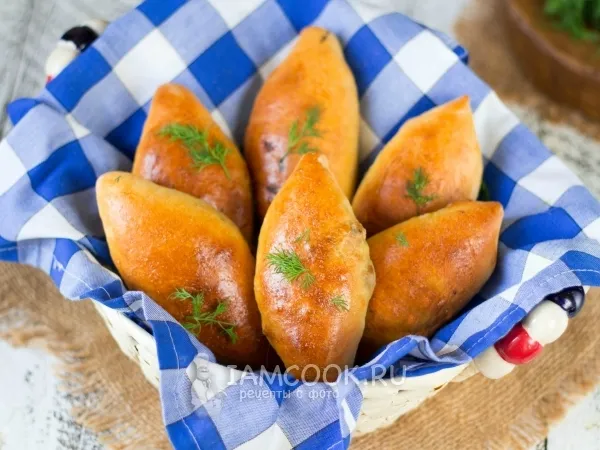 Фото блюда: Пирожки с капустой в духовке