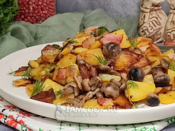 Фото блюда: Жареная картошка с грибами и беконом