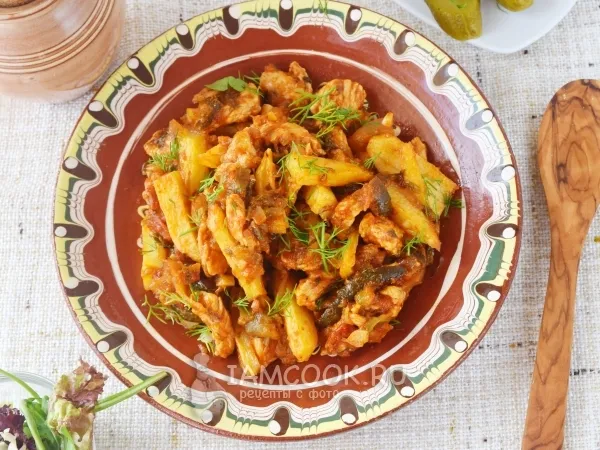 Фото блюда: Азу из индейки на сковороде