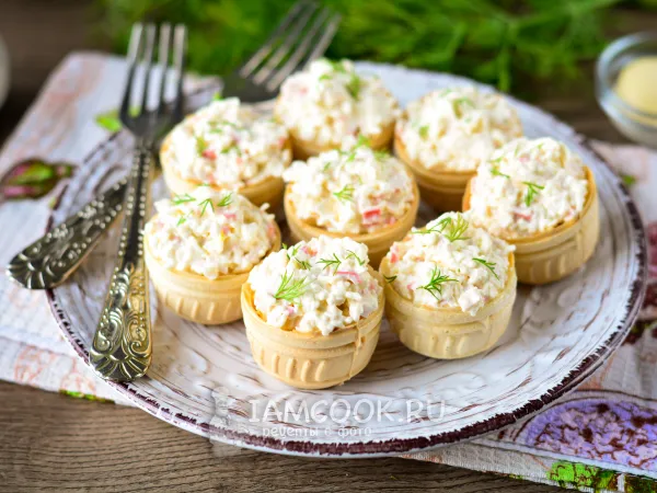 Фото блюда: Тарталетки с крабовыми палочками и плавленым сыром